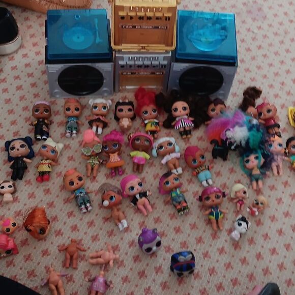 Lol Lot if Dolls - Picture 1 of 6